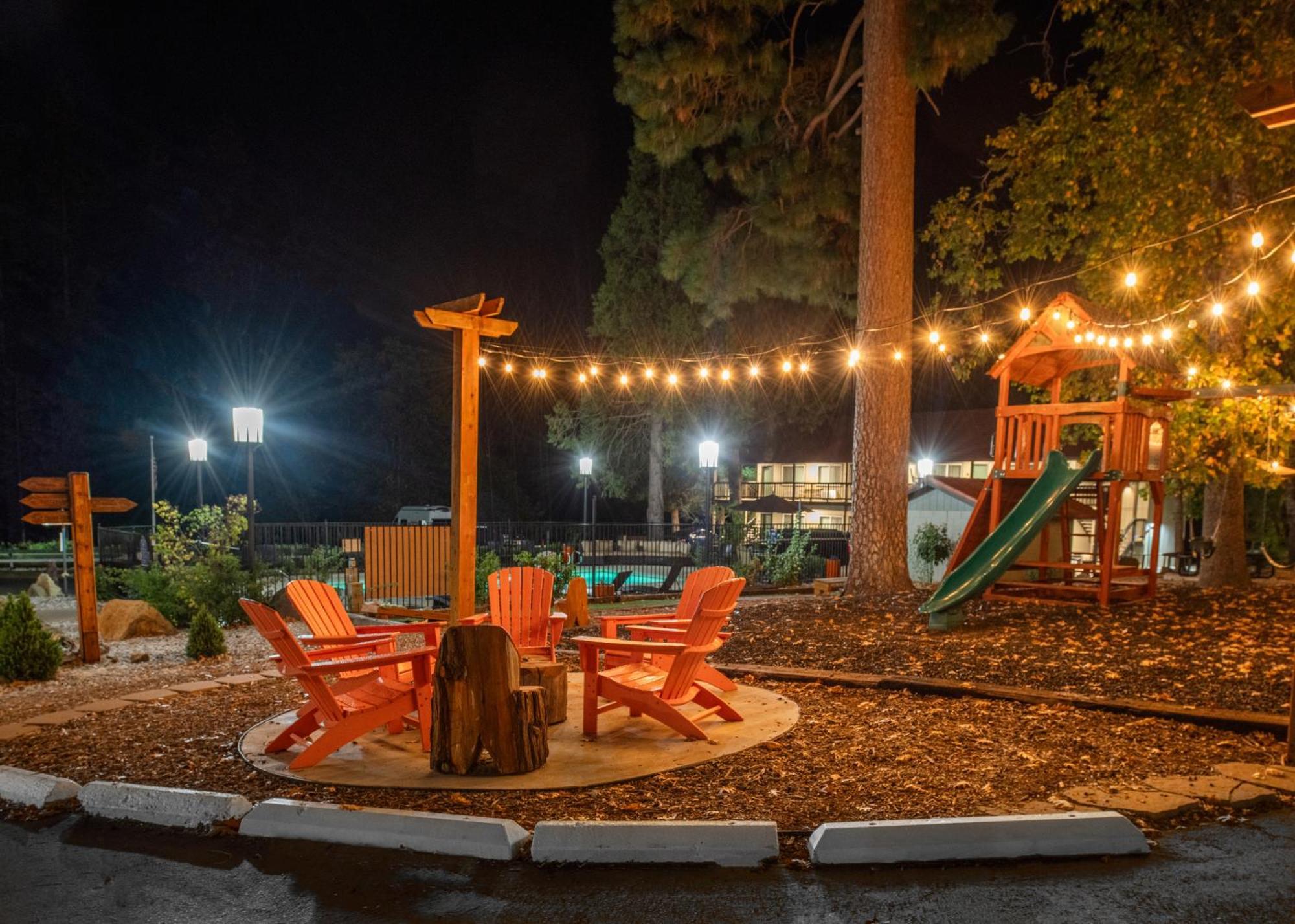 Yosemite Westgate Lodge Groveland Exterior photo